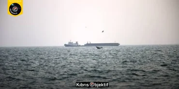 İran: “ABD’nin iki savaş gemisini balistik füzelerle vurduk” - Görsel Dizayn