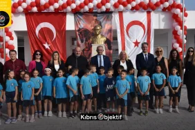 İlköğretimde yeni ders yılı başladı. Bakan Çavuşoğlu Çayırova İlkokulu binasının açılışını yaptı - Görsel Dizayn