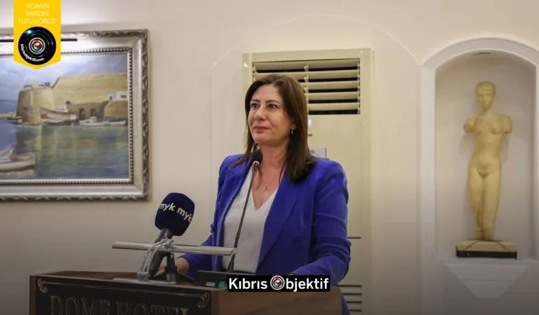 CTP Girne’de kitle toplantısı düzenledi - Görsel Dizayn