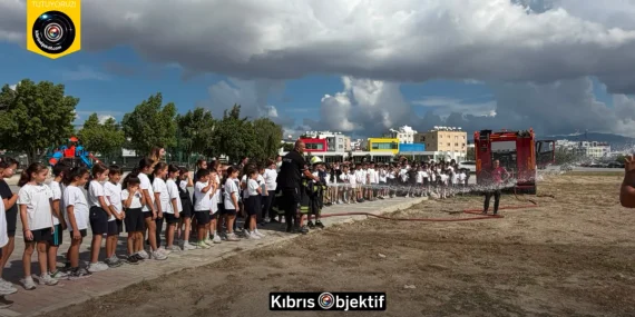 İtfaiye haftası kapsamında öğrenciler ile vatandaşlara yangın güvenliği eğitimi verildi