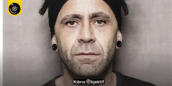 Nefise Düşünür ile Göz Göze: Derviş Zeybek