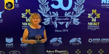 Nefise Düşünür ile Göz Göze: Mine Gürses - Görsel Dizayn