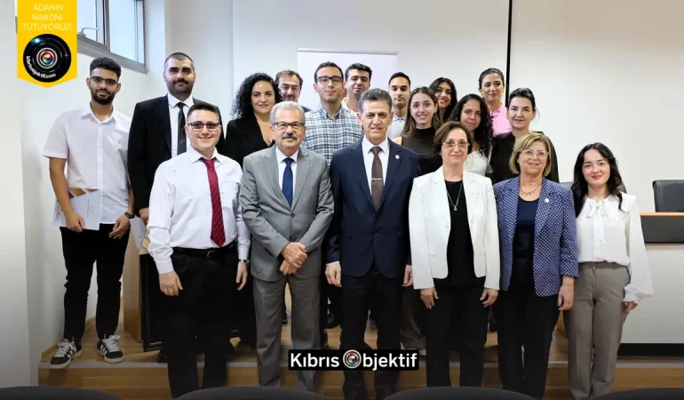 KAMU HİZMETİ KOMİSYONU SINAVLARINDA DERECEYE GİRENLERE ÜSTÜN BAŞARI BELGELERİ TAKDİM EDİLDİ - Görsel Dizayn