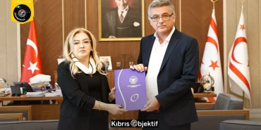 YÜKSEK YÖNETİM DENETÇİSİ İLKAN VAROL, 41’İNCİ DÖNEM OMBUDSMAN RAPORUNU CUMHURBAŞKANI ERHÜRMAN’A SUNDU - Görsel Dizayn