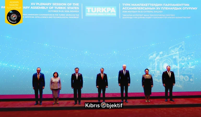 Cumhuriyet Meclisi Başkanı Ziya Öztürkler TÜRKPA aile fotoğrafında - Görsel Dizayn